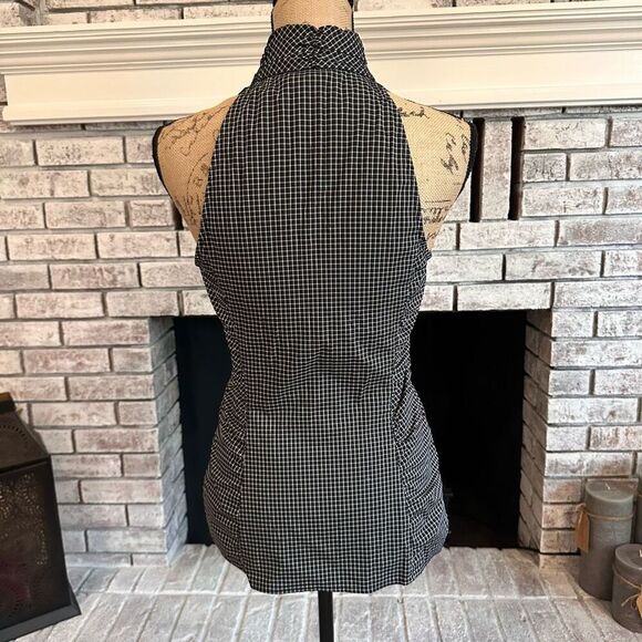 Express Y2K Ruffle Front Structured Plaid Blouse‎ Size Small Black & White - Picture 7 of 12